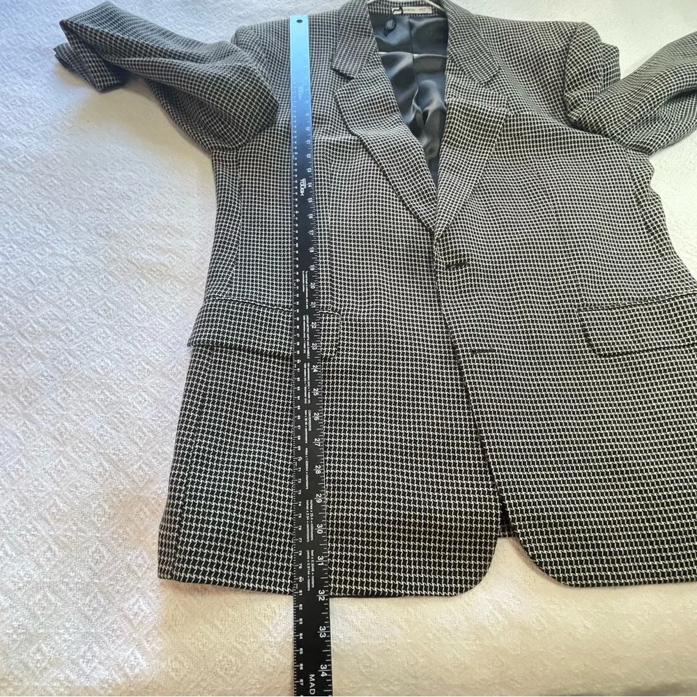 Hugo‎ Boss Black and White Houndstooth Blazer Size 44 R
